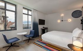 Aloft Hotel, By Marriott